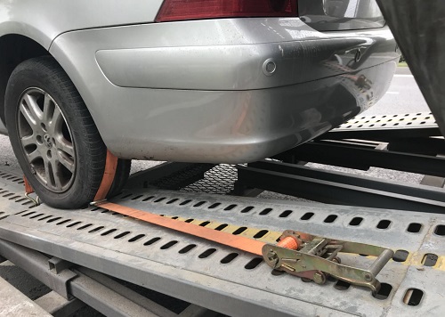 北京到吐鲁番托运汽车2500公里多少